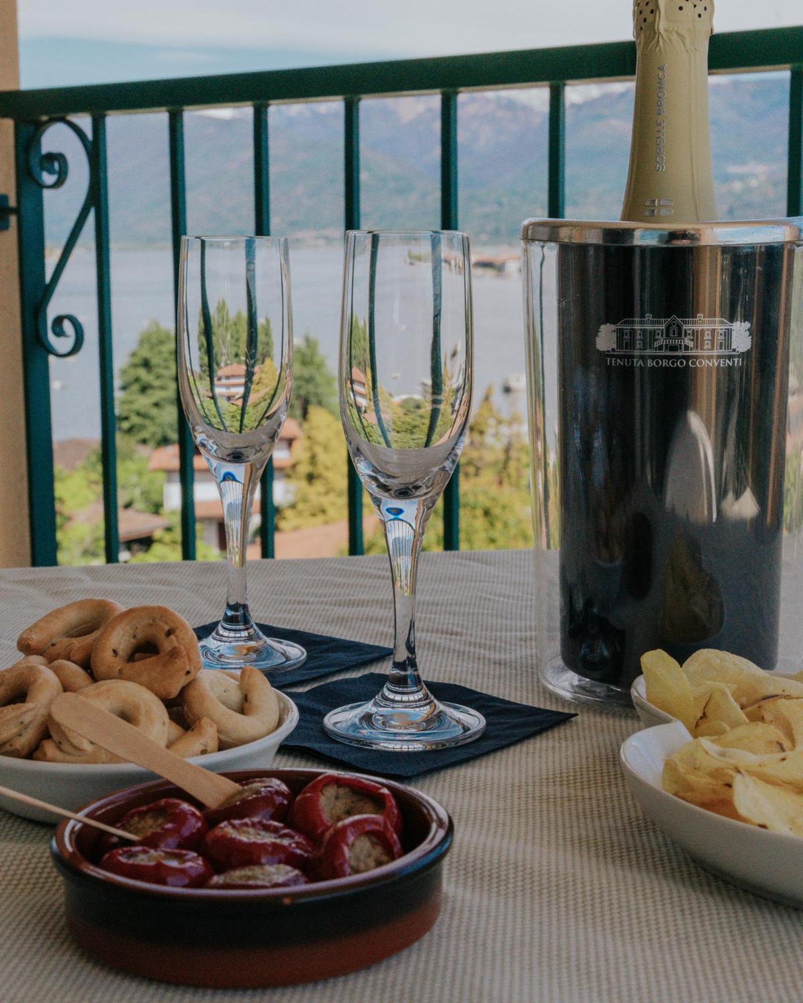 Flora 3* Stresa