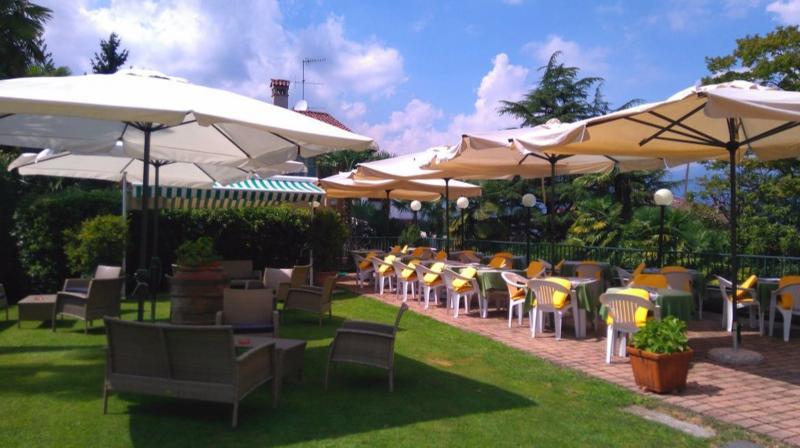 Flora 3* Stresa